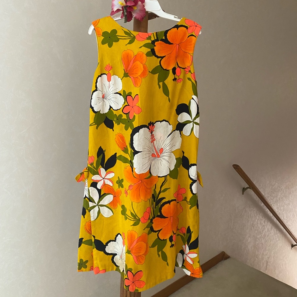 Vintage Hawaiian Dress